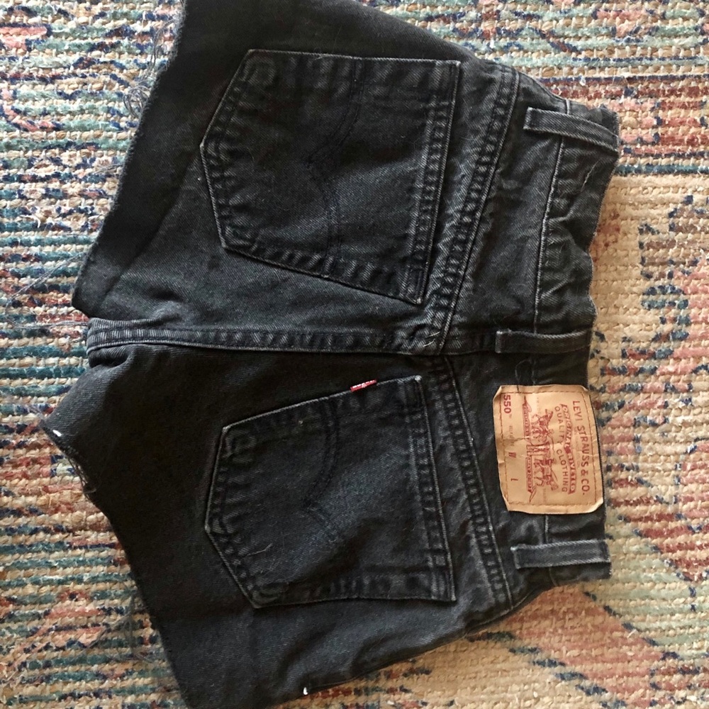 Levi cut off jean shorts